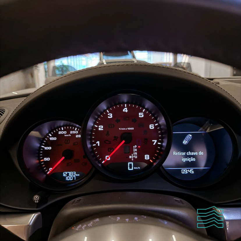Foto do veículo PORSCHE 718 CAYMAN 2.0 300CV 2024 12.771 KM 510.000,00