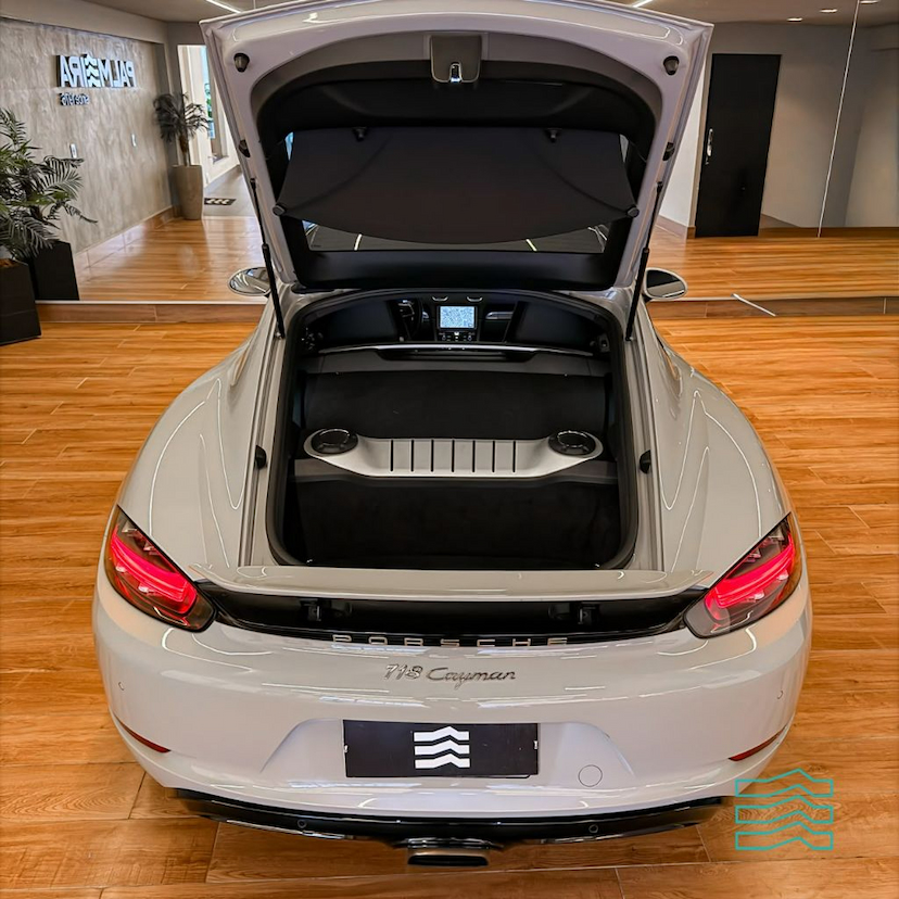 Foto do veículo PORSCHE 718 CAYMAN 2.0 300CV 2024 12.771 KM 510.000,00