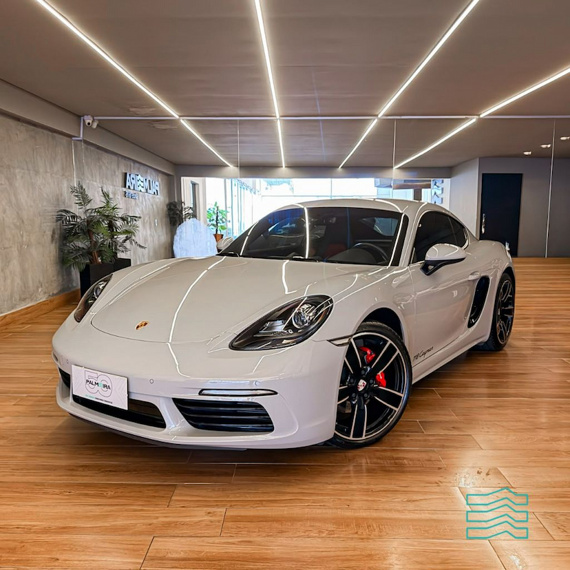Foto do veículo PORSCHE 718 CAYMAN 2.0 300CV 2024 12.771 KM 510.000,00