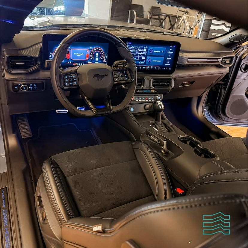 Foto do veículo Ford MUSTANG 5.0 V8 GASOLINA DARK HORSE SELECTSHIFT 2025 1.976 KM R$ 590.000,00