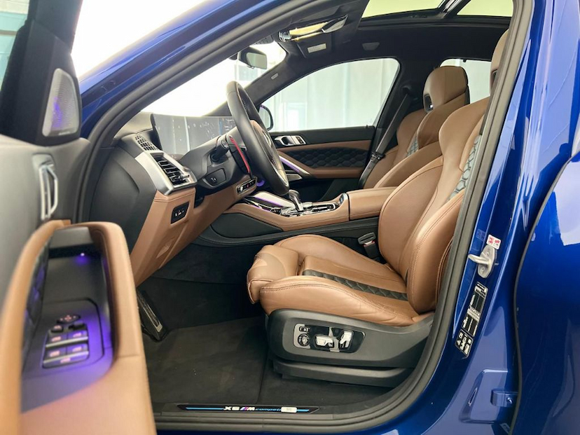Foto do veículo BMW X6 XDRIVE 40I M SPORT 3.0 BI-TB (HIB.) 2024 10.400 KM 899.000,00