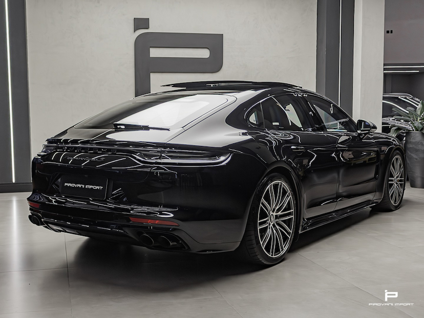 Foto do veículo PORSCHE PANAMERA 4.0 V8 E-HYBRID TURBO S PDK 2022 10.000 KM 930.000,00