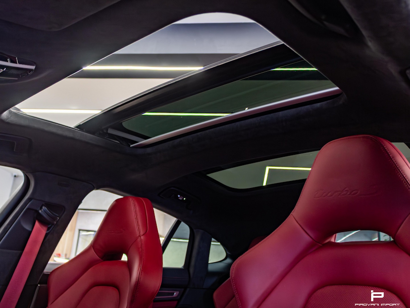 Foto do veículo PORSCHE PANAMERA 4.0 V8 E-HYBRID TURBO S PDK 2022 10.000 KM 930.000,00