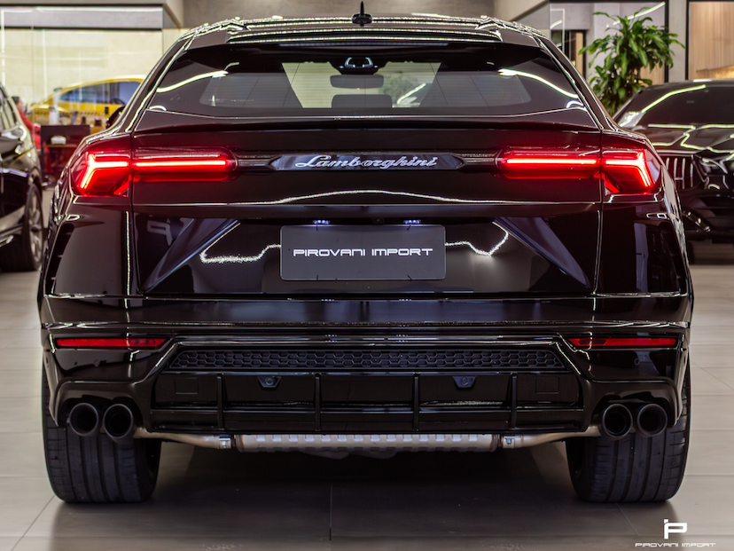 Foto do veículo LAMBORGHINI URUS 4.0 V8 TURBO GASOLINA LP650-4 AUTOMÁTICO 2022 9.000 KM 3.150.000,00