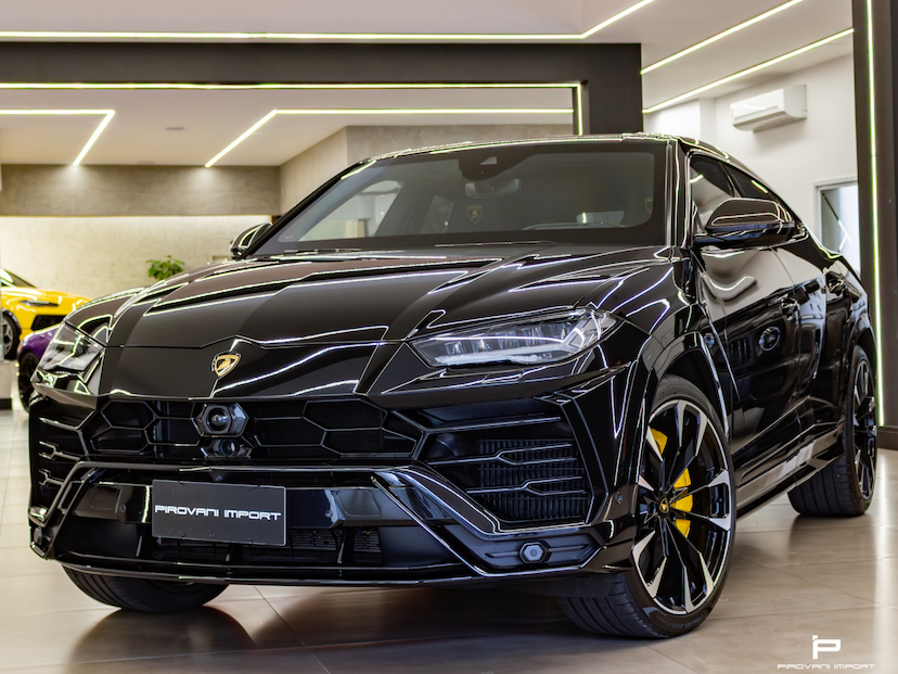 Foto do veículo LAMBORGHINI URUS 4.0 V8 TURBO GASOLINA LP650-4 AUTOMÁTICO 2022 9.000 KM 3.150.000,00