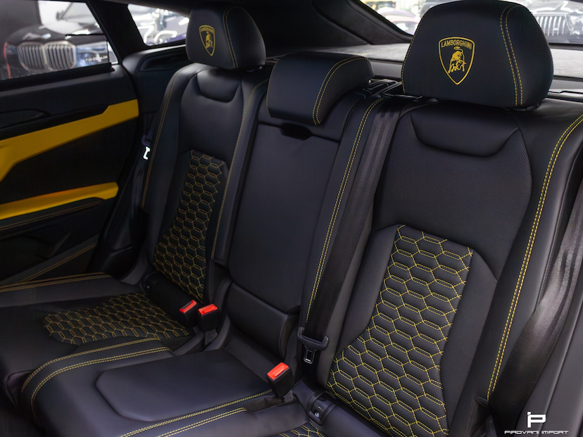 Foto do veículo LAMBORGHINI URUS 4.0 V8 TURBO GASOLINA LP650-4 AUTOMÁTICO 2022 9.000 KM 3.150.000,00