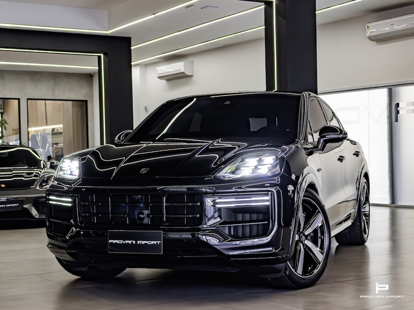 Foto do veículo PORSCHE CAYENNE 4.0 V8 E-HYBRID TURBO COUPÉ AWD TIPTRONIC S 2025 6.000 KM 1.450.000,00