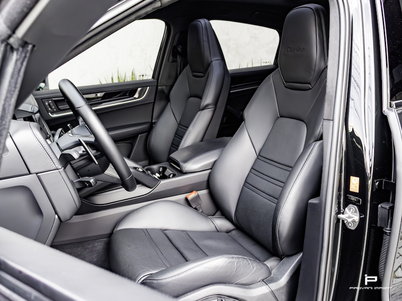 Foto do veículo PORSCHE CAYENNE 4.0 V8 E-HYBRID TURBO COUPÉ AWD TIPTRONIC S 2025 6.000 KM 1.450.000,00