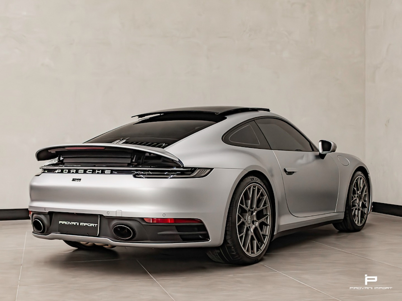 Foto do veículo PORSCHE 911 3.0 24V H6 GASOLINA CARRERA PDK 2022 13.000 KM 739.000,00