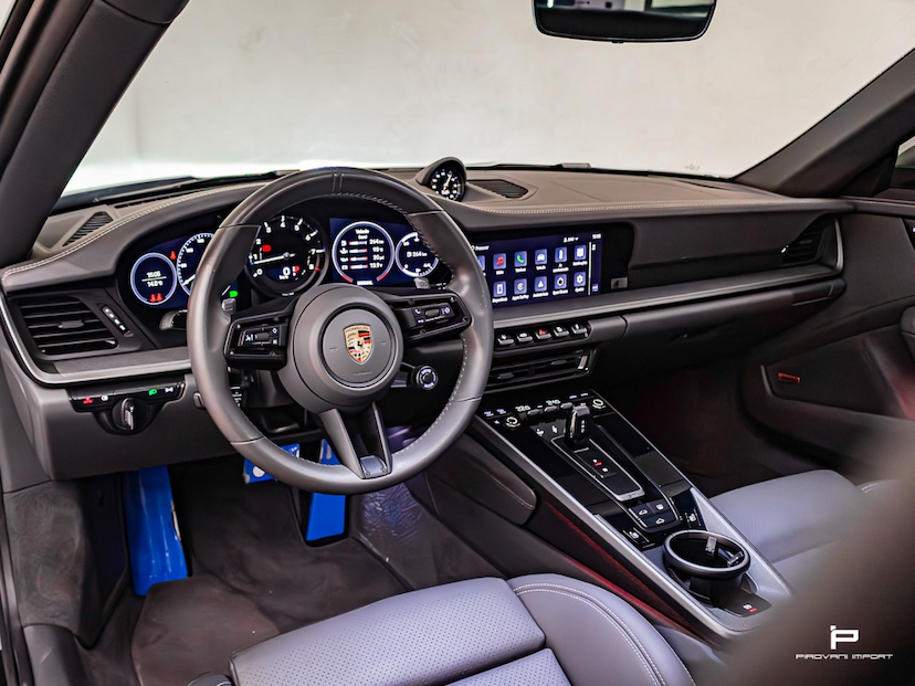 Foto do veículo PORSCHE 911 3.0 24V H6 GASOLINA CARRERA PDK 2022 13.000 KM 739.000,00