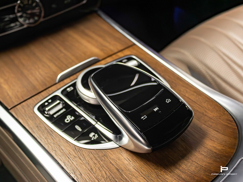 Foto do veículo MERCEDES-BENZ G 63 AMG 4.0 V8 TURBO GASOLINA 4MATIC SPEEDSHIFT 2021 23.000 KM 1.790.000,00
