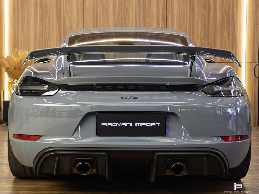 Foto do veículo PORSCHE 718 4.0 H6 GASOLINA CAYMAN GT4 PDK 2023 4.000 KM 865.000,00