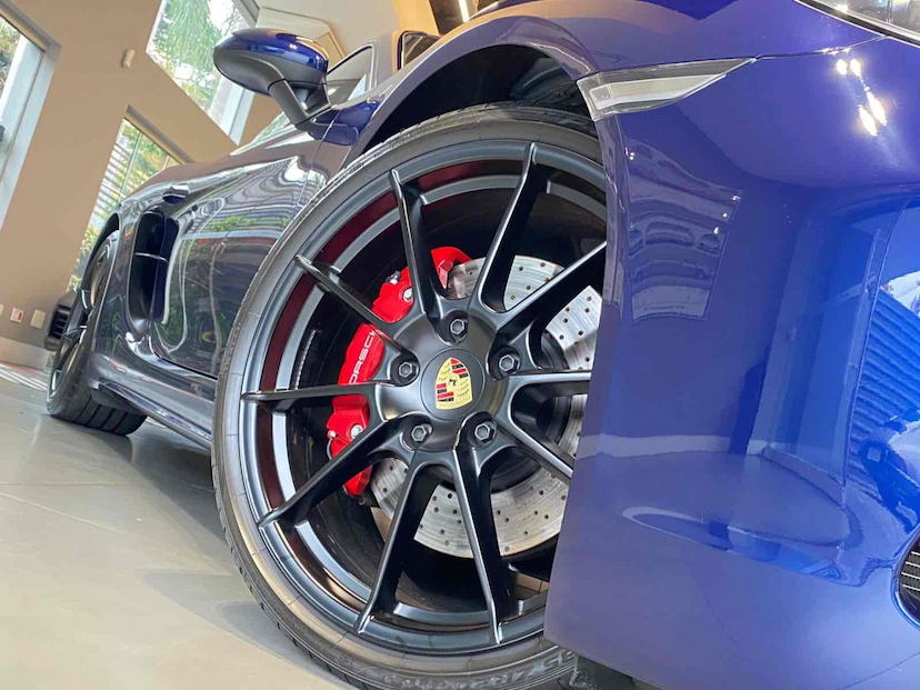 Foto do veículo PORSCHE 718 4.0 H6 GASOLINA CAYMAN GTS PDK 2024 2.626 KM 658.000,00