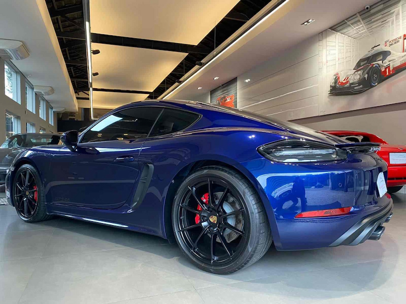 Foto do veículo PORSCHE 718 4.0 H6 GASOLINA CAYMAN GTS PDK 2024 2.626 KM 658.000,00