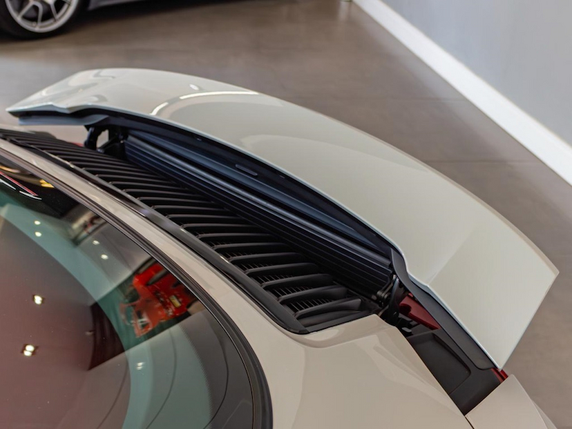 Foto do veículo PORSCHE 911 3.0 24V H6 GASOLINA TARGA 4 GTS PDK 2018 13.500 KM 890.000,00