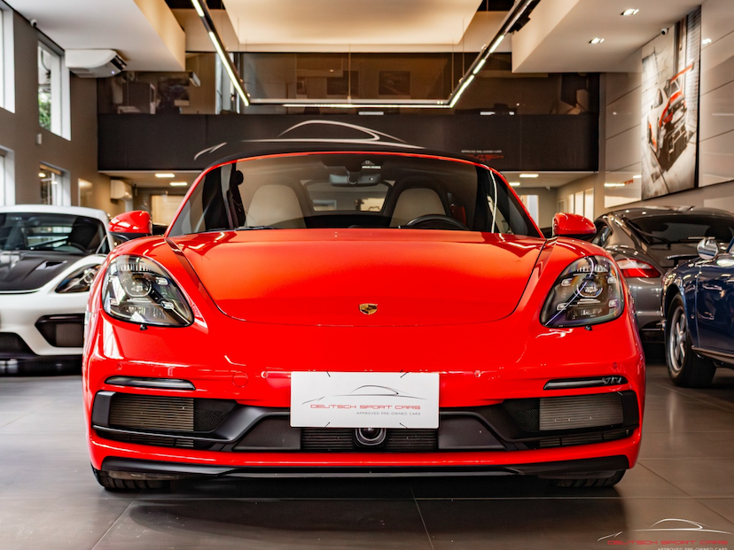 Foto do veículo PORSCHE 718 4.0 H6 GASOLINA BOXSTER GTS PDK 2021 11.200 KM 599.000,00