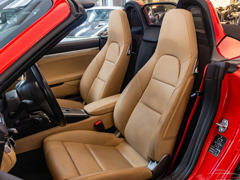 Foto do veículo PORSCHE 718 4.0 H6 GASOLINA BOXSTER GTS PDK 2021 11.200 KM 599.000,00