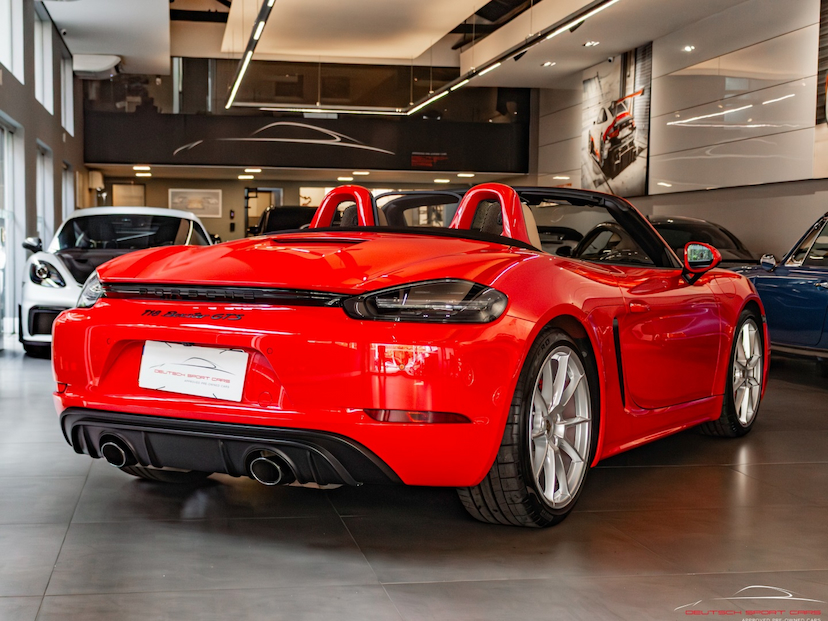 Foto do veículo PORSCHE 718 4.0 H6 GASOLINA BOXSTER GTS PDK 2021 11.200 KM 599.000,00
