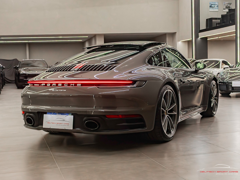 Foto do veículo PORSCHE 911 3.0 24V H6 GASOLINA CARRERA PDK 2022 10.203 KM 719.000,00
