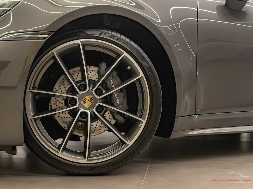 Foto do veículo PORSCHE 911 3.0 24V H6 GASOLINA CARRERA PDK 2022 10.203 KM 719.000,00