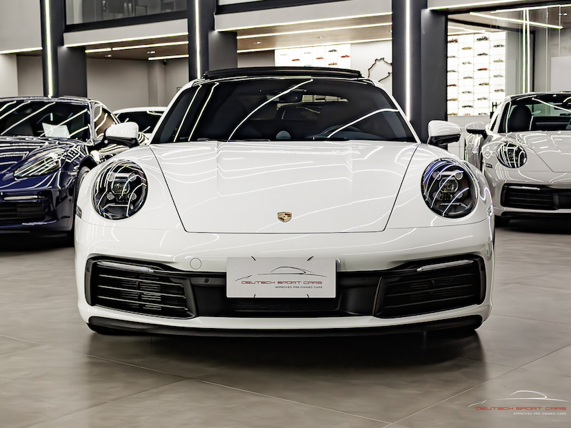 Foto do veículo PORSCHE 911 3.0 24V H6 GASOLINA CARRERA PDK 2024 4.300 KM 767.000,00