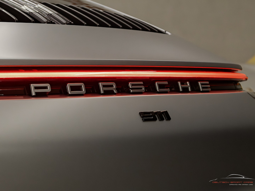 Foto do veículo PORSCHE 911 3.0 24V H6 GASOLINA CARRERA PDK 2022 14.342 KM 749.000,00