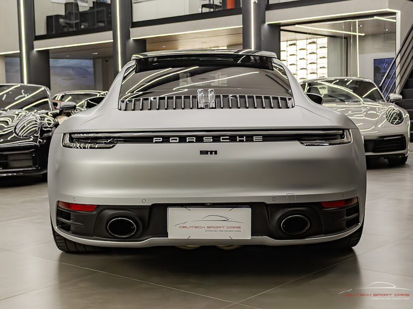 Foto do veículo PORSCHE 911 3.0 24V H6 GASOLINA CARRERA PDK 2022 14.342 KM 749.000,00