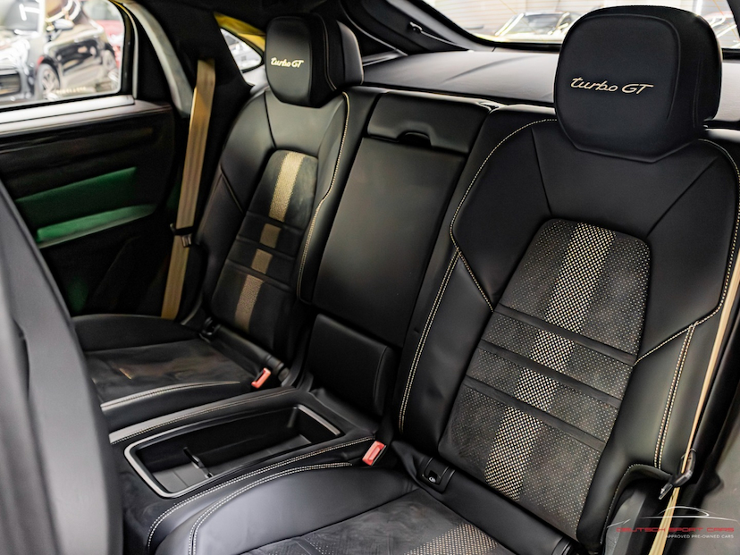 Foto do veículo PORSCHE CAYENNE 4.0 V8 GASOLINA TURBO GT COUPÉ AWD TIPTRONIC S 2023 6.800 KM 999.000,00