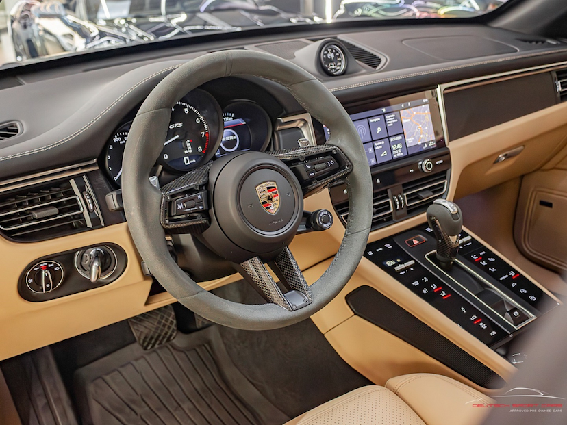 Foto do veículo PORSCHE MACAN 2.9 V6 BITURBO GASOLINA GTS PDK 2024 6.000 KM 769.000,00