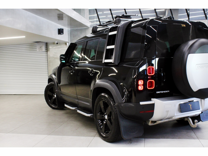 Foto do veículo LAND ROVER DEFENDER 2.0 P300 GASOLINA 110 HSE AWD AUTOMÁTICO 2021 58.000 KM 518.800,00