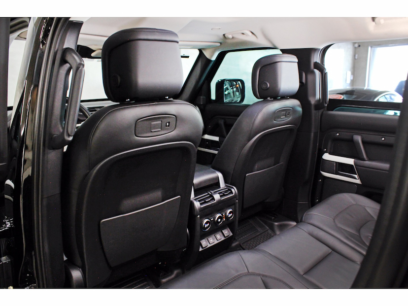 Foto do veículo LAND ROVER DEFENDER 2.0 P300 GASOLINA 110 HSE AWD AUTOMÁTICO 2021 58.000 KM 518.800,00