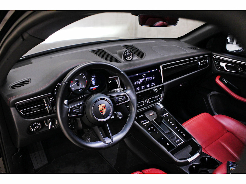 Foto do veículo PORSCHE MACAN 2.9 V6 BITURBO GASOLINA S PDK 2022 20.400 KM 575.800,00