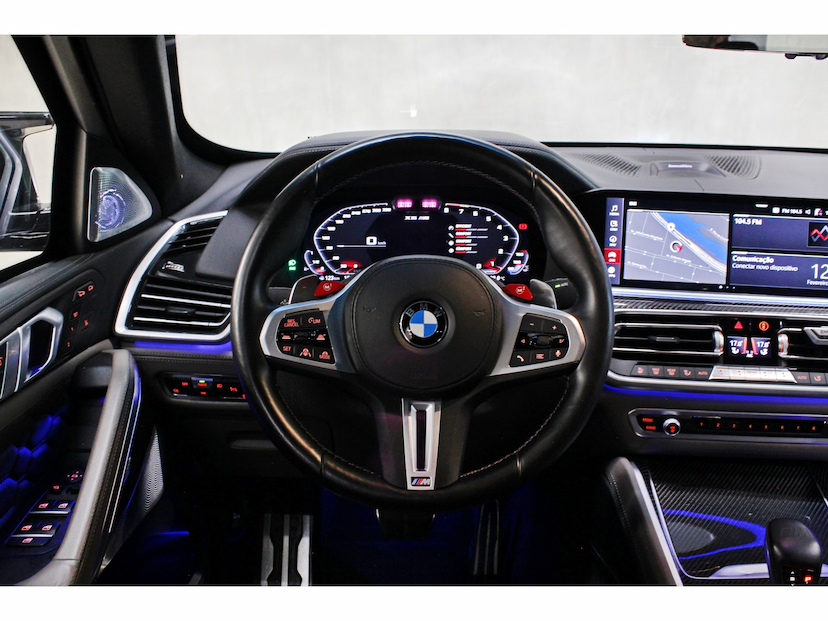 Foto do veículo BMW X6 4.4 M 4X4 COUPÉ V8 32V BI-TURBO GASOLINA 4P AUTOMÁTICO 2021 24.400 KM 638.800,00