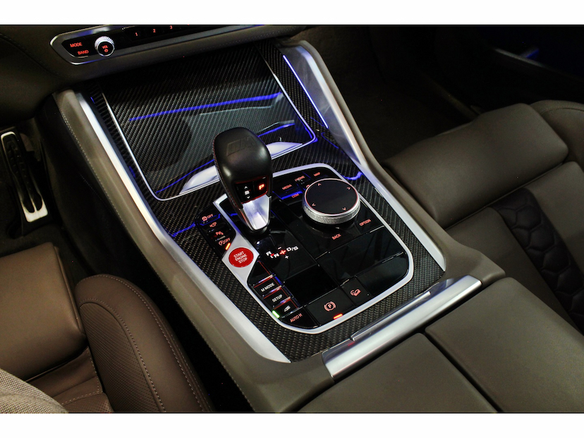 Foto do veículo BMW X6 4.4 M 4X4 COUPÉ V8 32V BI-TURBO GASOLINA 4P AUTOMÁTICO 2021 24.400 KM 638.800,00