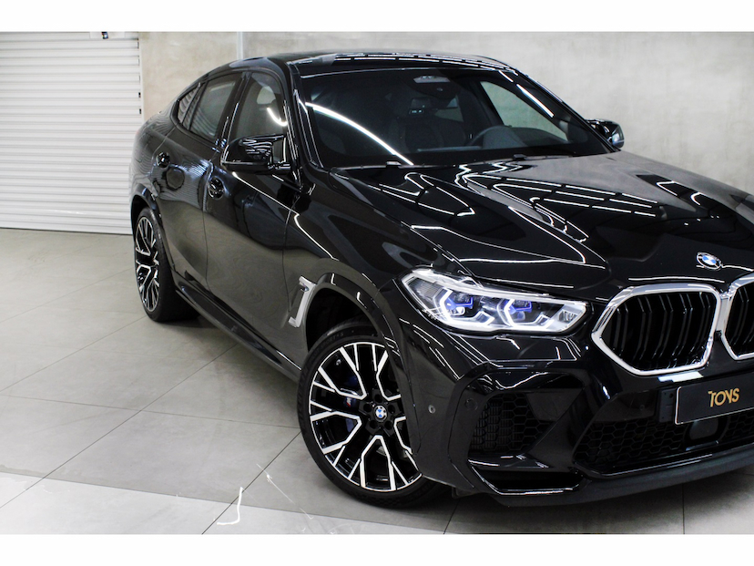Foto do veículo BMW X6 4.4 M 4X4 COUPÉ V8 32V BI-TURBO GASOLINA 4P AUTOMÁTICO 2021 24.400 KM 638.800,00