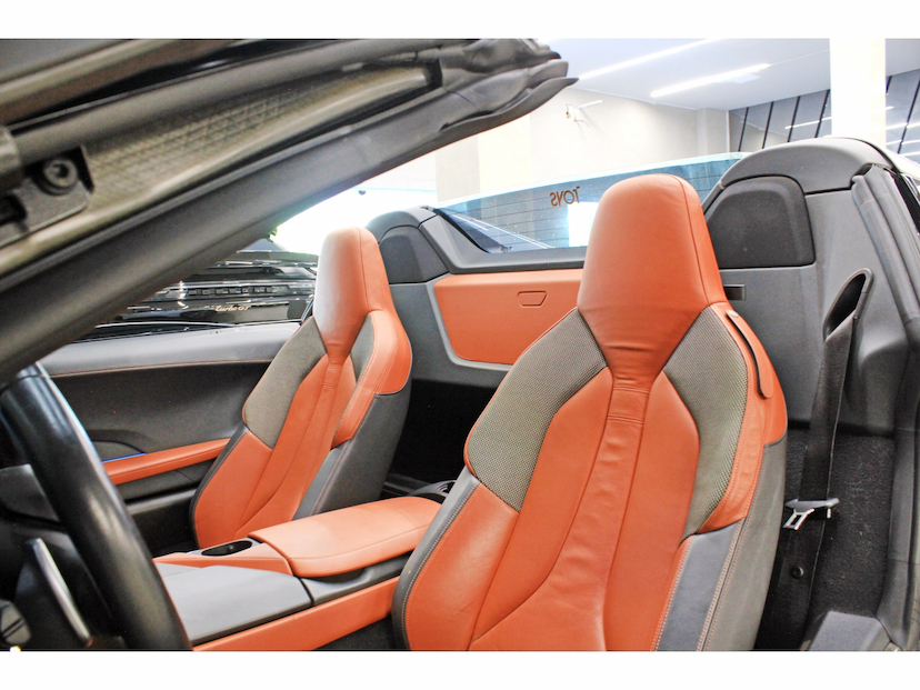 Foto do veículo BMW I8 1.5 12V HYBRID EDRIVE ROADSTER AUTOMÁTICO 2020 14.800 KM 1.189.800,00