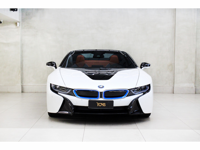 Foto do veículo BMW I8 1.5 12V HYBRID EDRIVE ROADSTER AUTOMÁTICO 2020 14.800 KM 1.189.800,00