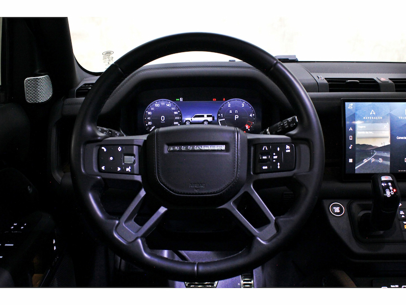 Foto do veículo LAND ROVER DEFENDER 3.0 D300 TURBO DIESEL MHEV 130 X AWD AUTOMÁTICO 2023 22.600 KM 698.800,00