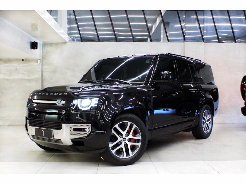 Foto do veículo LAND ROVER DEFENDER 3.0 D300 TURBO DIESEL MHEV 130 X AWD AUTOMÁTICO 2023 22.600 KM 698.800,00