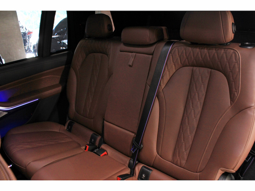 Foto do veículo BMW X7 4.4 V8 GASOLINA M60I STEPTRONIC 2024 13.950 KM 898.800,00