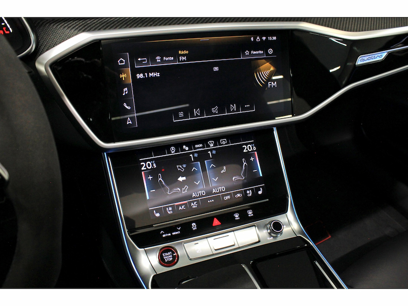 Foto do veículo AUDI RS6 4.0 V8 TFSI MHEV AVANT PERFORMANCE TIPTRONIC 2026 5.100 KM 1.219.800,00