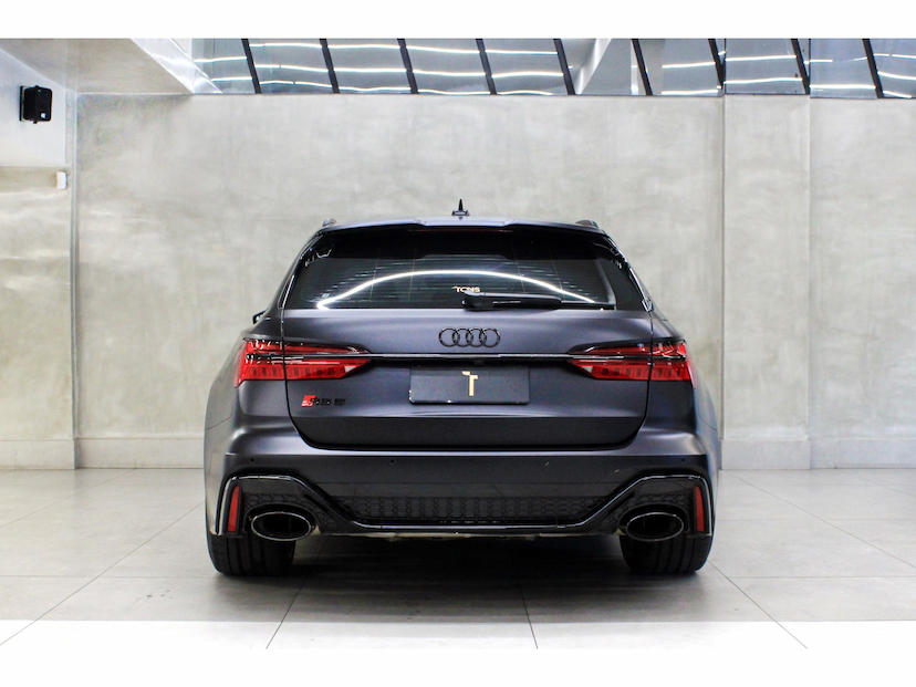 Foto do veículo AUDI RS6 4.0 V8 TFSI MHEV AVANT PERFORMANCE TIPTRONIC 2026 5.100 KM 1.219.800,00