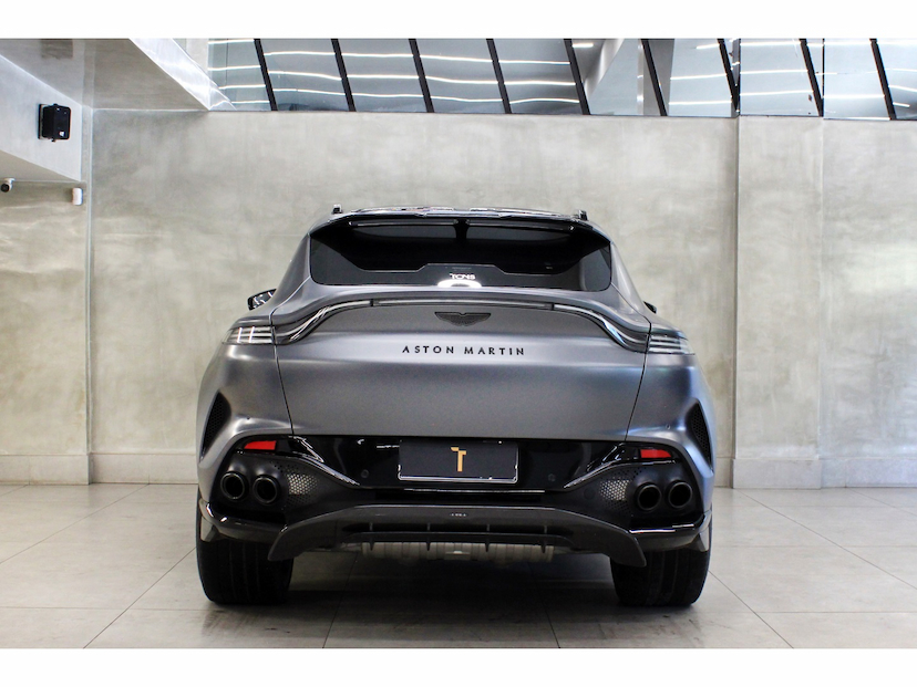 Foto do veículo ASTON MARTIN DBX707 4.0 V8 TURBO GASOLINA  AUTOMÁTICO 2023 9.500 KM 2.699.800,00
