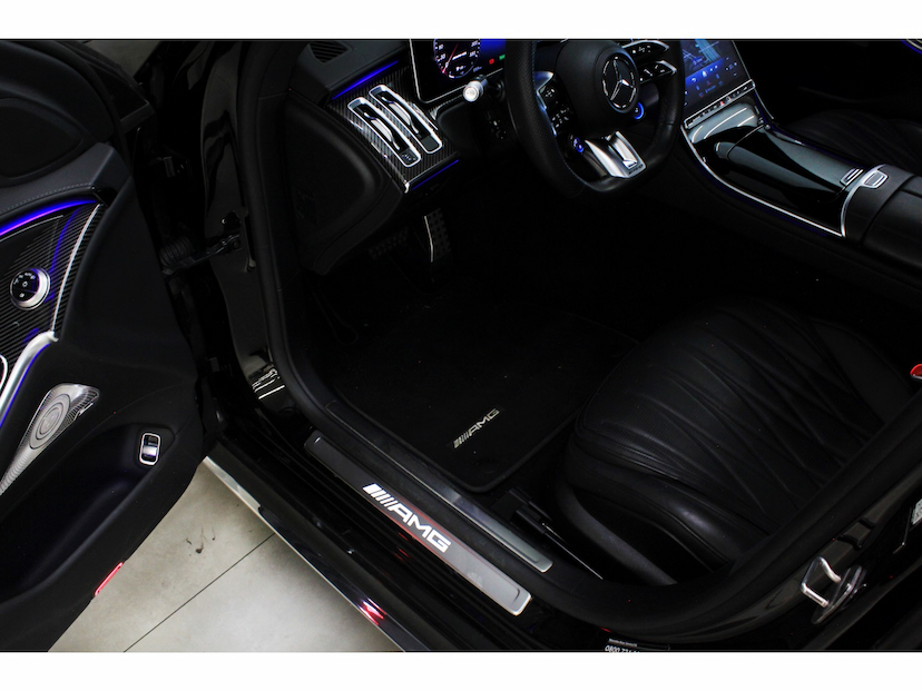 Foto do veículo MERCEDES-BENZ S 63 AMG 4.0 V8 TURBO PHEV E PERFORMANCE 4MATIC+ SPEEDSHIFT 2025 18.500 KM 1.749.800,00