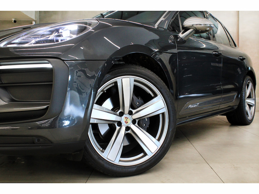Foto do veículo PORSCHE MACAN 2.0 TURBO GASOLINA T PDK 2026 5.100 KM 789.800,00