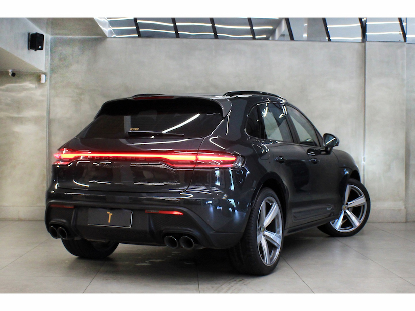 Foto do veículo PORSCHE MACAN 2.0 TURBO GASOLINA T PDK 2026 5.100 KM 789.800,00