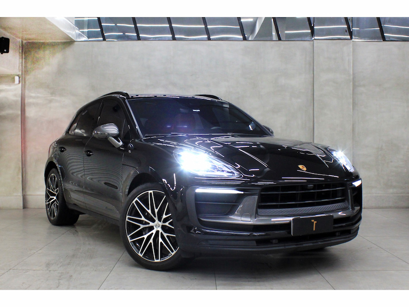 Foto do veículo PORSCHE MACAN 2.0 TURBO GASOLINA T PDK 2023 29.000 KM 549.800,00