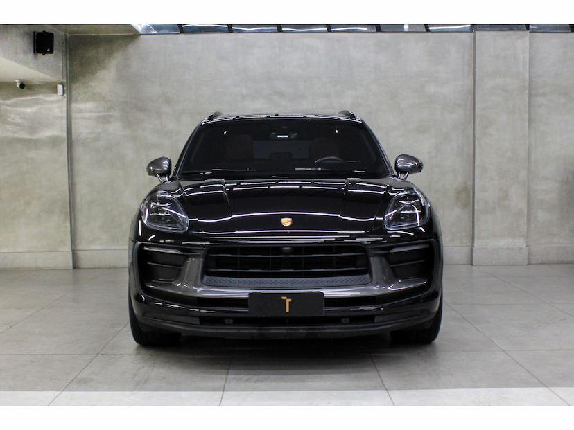 Foto do veículo PORSCHE MACAN 2.0 TURBO GASOLINA T PDK 2023 29.000 KM 549.800,00