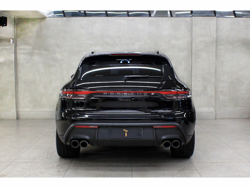 Foto do veículo PORSCHE MACAN 2.0 TURBO GASOLINA T PDK 2023 29.000 KM 549.800,00