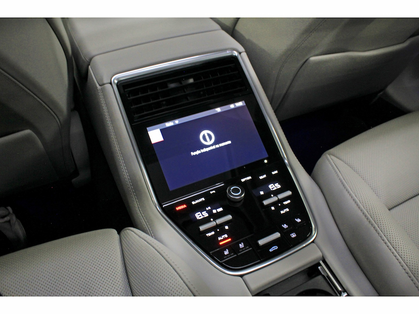 Foto do veículo PORSCHE PANAMERA 4.0 V8 E-HYBRID TURBO S PDK 2023 9.200 KM 898.800,00